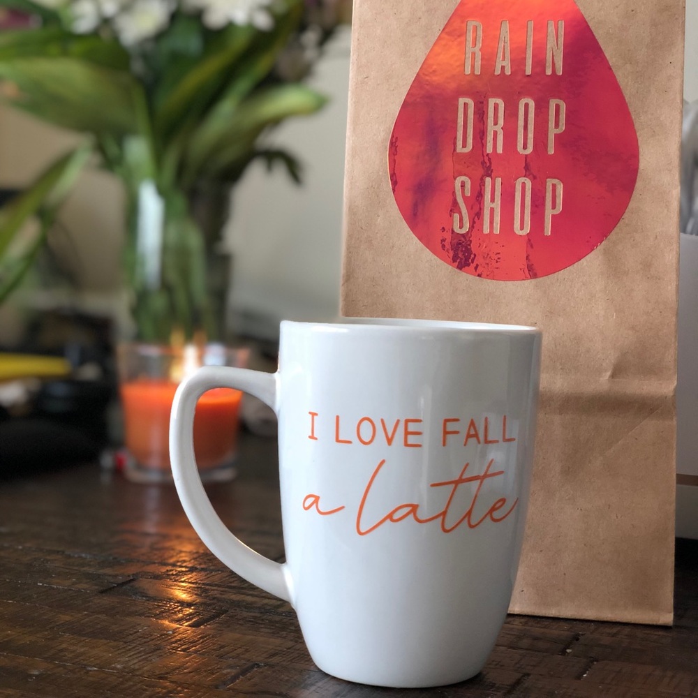 I love fall ... a latte vinyl coffee mug